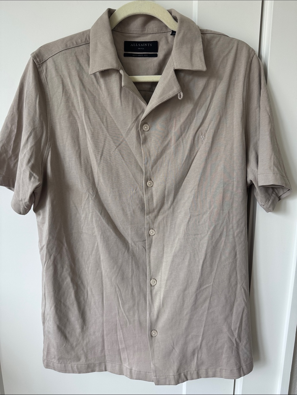 AllSaints Men's Short-Sleeve Ramskull Organic Cotton Button-Down Shirt in Taupe